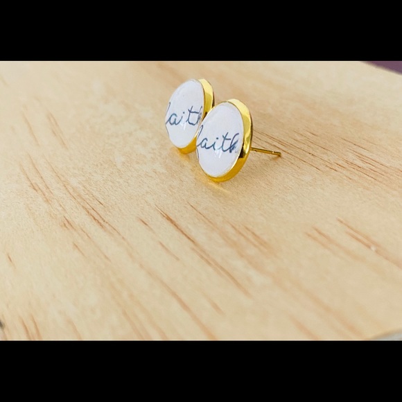 Love, Faith, Hope cabochon studs. - Picture 3 of 8